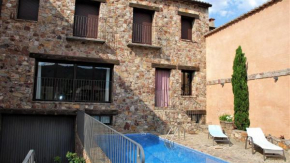 Отель Casa de cuatro habitaciones con piscina privada en Cabañeros  Навас-Де-Эстена